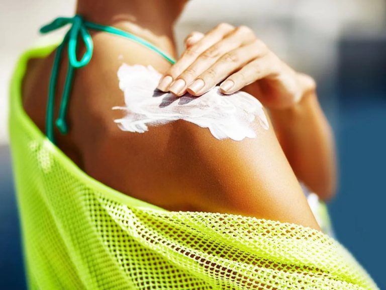 Here are a few options for a formal title, depending on the desired emphasis:
Researchers Warn of Rising Sunscreen Misinformation on TikTok (Most direct)
Analysis Reveals Proliferation of Sunscreen Misinformation on TikTok (More academic)
Researchers Identify Significant Spread of Sunscreen Misinformation on TikTok (Formal and objective)
Recommendation: If you are writing a news report or an academic summary, “Researchers Warn of Rising Sunscreen Misinformation on TikTok” is the most standard and effective choice.