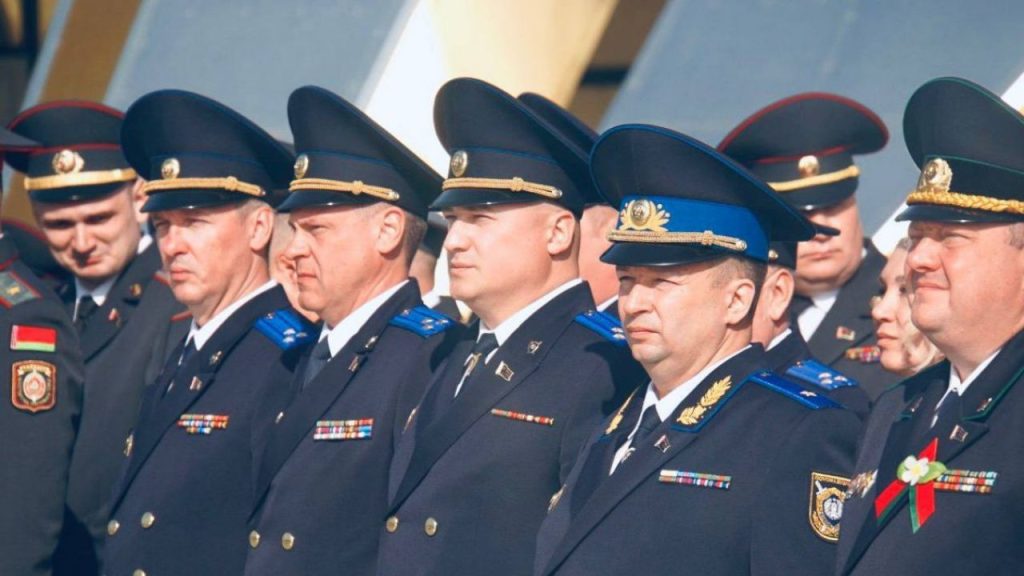 Here is a formal revision of the title:
Belarus Intensifies Social Media Crackdown: The Legal Risks of Posting on Threads