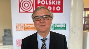 Here are a few options for a formal title, depending on the desired emphasis:
Polish Official Warns of Russian Disinformation Infiltrating AI Tools
Polish Authorities Raise Alarm Regarding Russian Disinformation in AI Systems
Proliferation of Russian Disinformation Within AI Platforms Concerns Polish Officials
Recommendation: The first option is the most balanced and journalistic, while the second is slightly more formal.