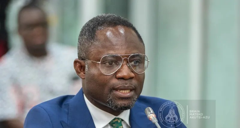 Here are a few options for a formal title, depending on the desired emphasis:
Ministry of Health Rebuts False Ebola Reports and Urges Public Vigilance Against Misinformation
Health Ministry Dismisses Ebola Rumors, Advises Public to Disregard Misinformation
Official Statement: Health Ministry Refutes Ebola Misinformation and Calls for Public Caution
Recommendation: The first option is the most formal and professionally phrased.