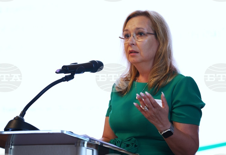 Here is a formal revision of the title:
ECOSOC President Highlights the Role of Education as a Defense Against Disinformation and Manipulation