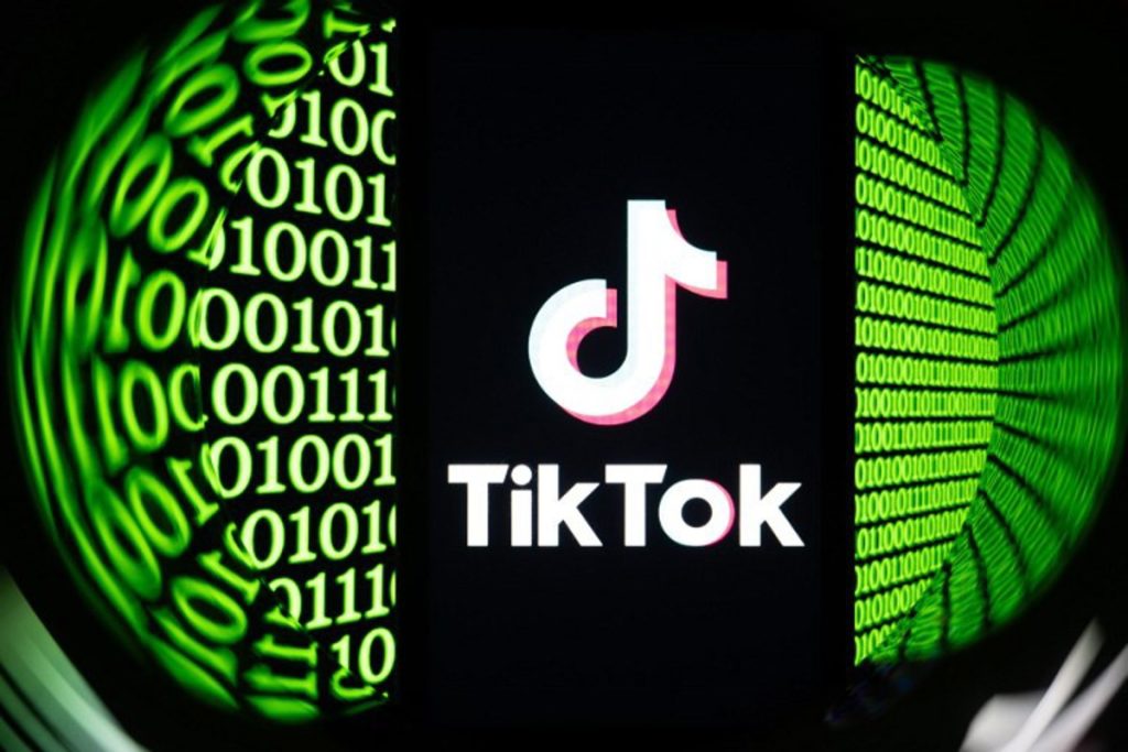 Here are a few options for a formal title, depending on your focus:
EU Pressures Meta and TikTok to Enhance Fact-Checking Protocols Regarding Migration Disinformation
EU Urges Meta and TikTok to Strengthen Fact-Checking Measures Against Migration-Related Misinformation
European Union Demands Stricter Fact-Checking from Meta and TikTok Amid Rising Migration Misinformation
Recommendation: The first option is the most balanced and professional for a news or formal report context.