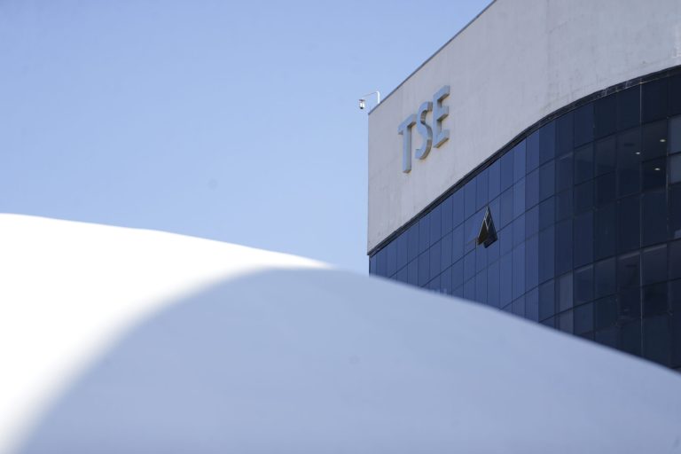 Brazil’s Superior Electoral Court upholds a R$60,000 fine against a candidate for misinformation.