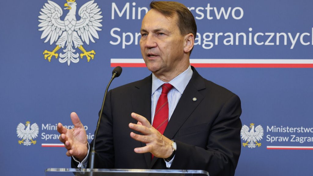 Polish Foreign Minister Urges Calm Amid Border Dispute with Czech Republic