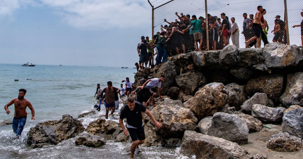 Spanish Prime Minister Accuses Russia and Israel of Spreading Disinformation Amid Ceuta Migrant Crisis