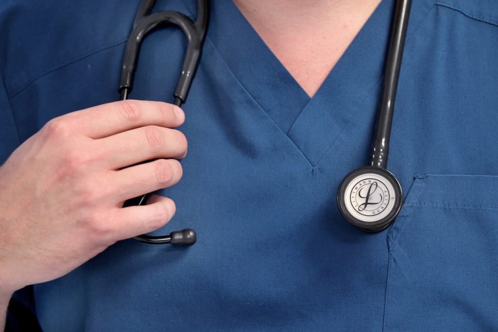 Doctor Urges NHS Staff to Create Content Countering Misinformation