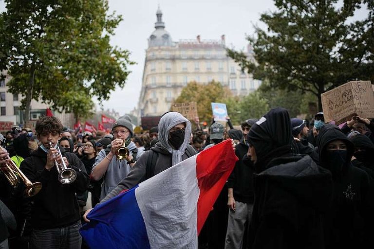 Macron Denounces Misinformation Concerning the Riots